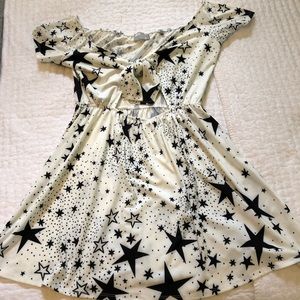 NEVER WORN: Asos star front tie dress